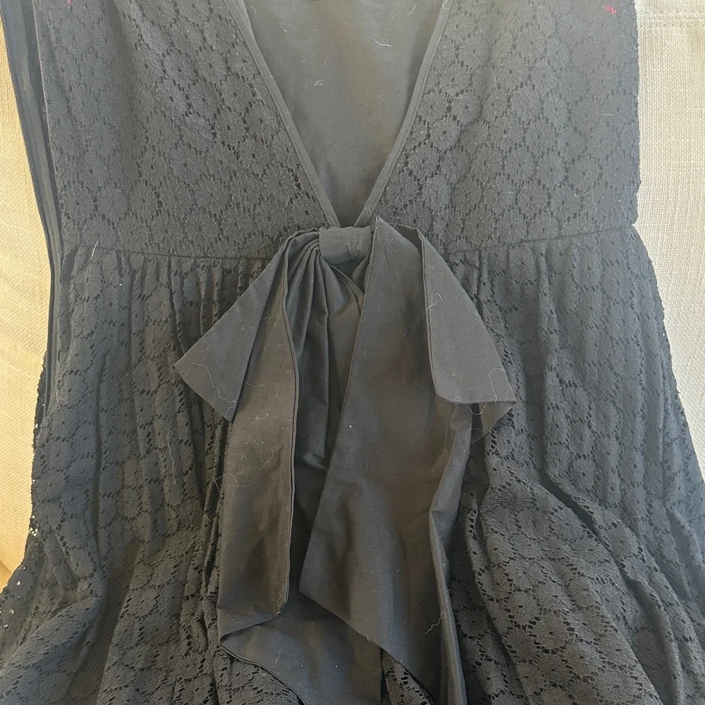 Betsey Johnson Black Lace Fit & Flare Dress w/ Open V Back Bow – Size 4 - Picture 7 of 13